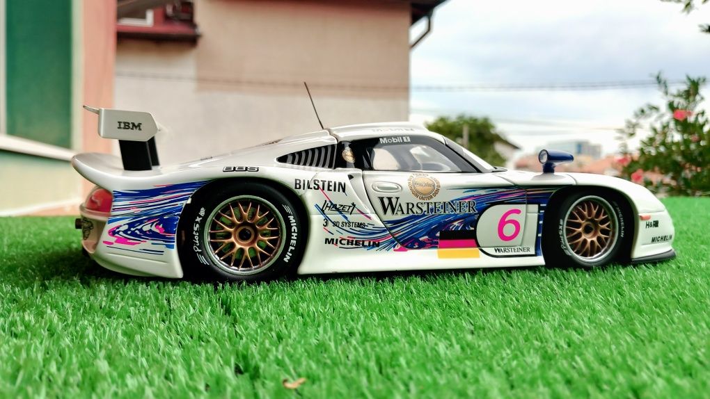 Ut models Porshce GT1 1/18