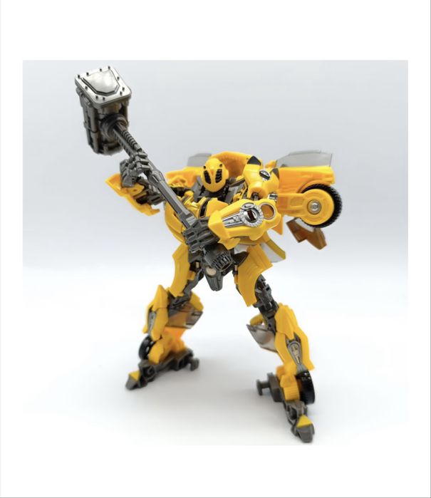 Robot Transformers Bumblebee, ABS de inainta calitate 6+ ani, 18CM