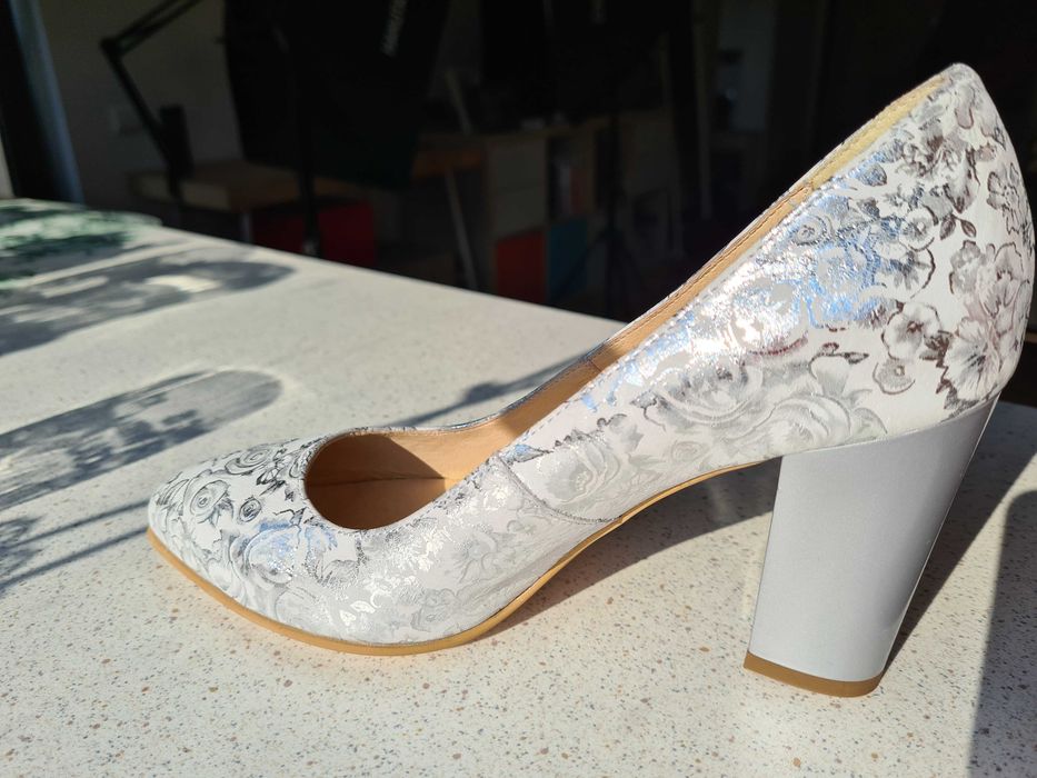 Pantofi noi piele naturala imprimeu floral
