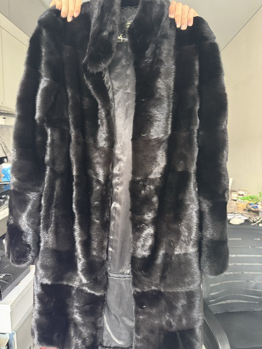 Продам шубу норковую