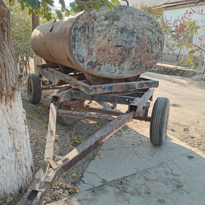 Ёмкист сув бочка телажка прицеп