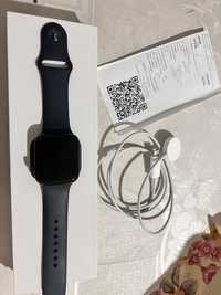 Apple Watch SE,размер 44мм