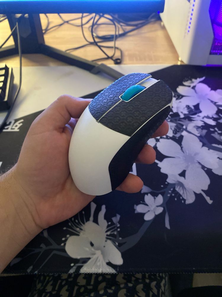 Мышь lamzu atlantis mini