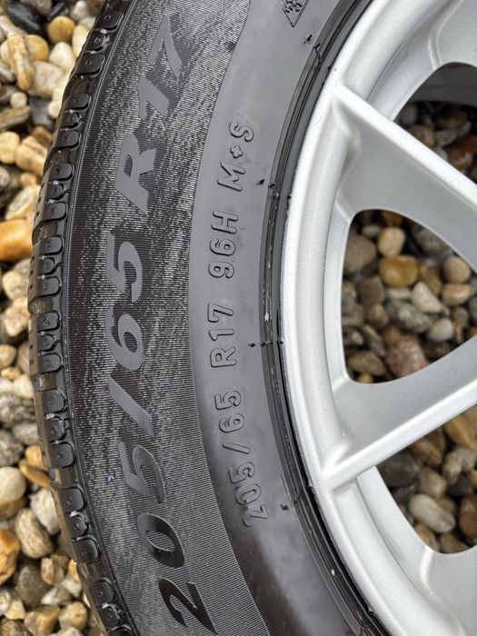 Jante bmw R17 originale cu anvelope pirelli