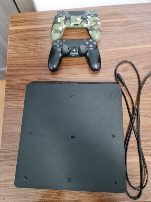 PlayStation 4 Slim