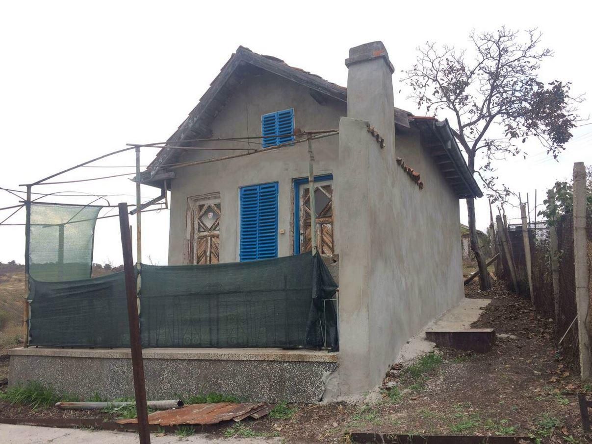 Продава се Къща в Бургас, Център - 22 кв.м за 2955 €/кв.м - Снимка #4
