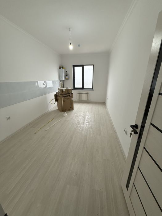 Срочна квартира сотилади сергели бобир махалла