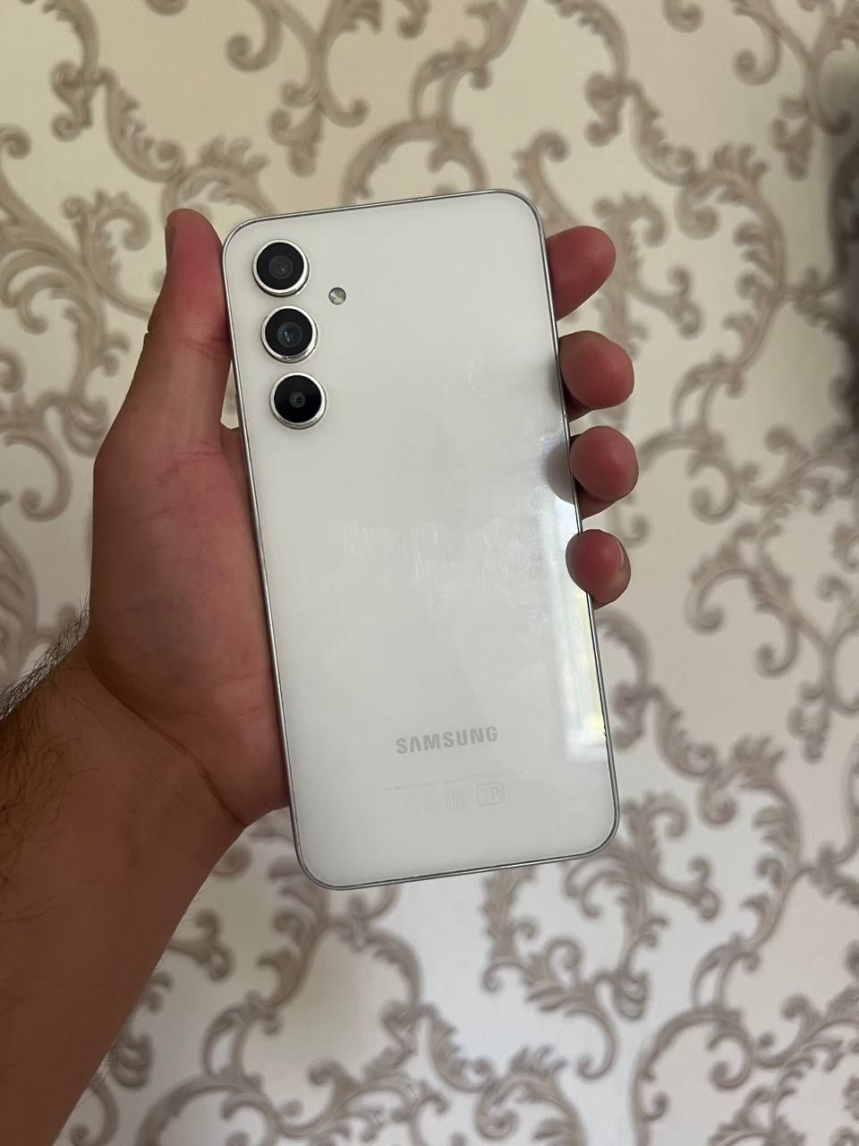 SAMSUNG Galaxy A54