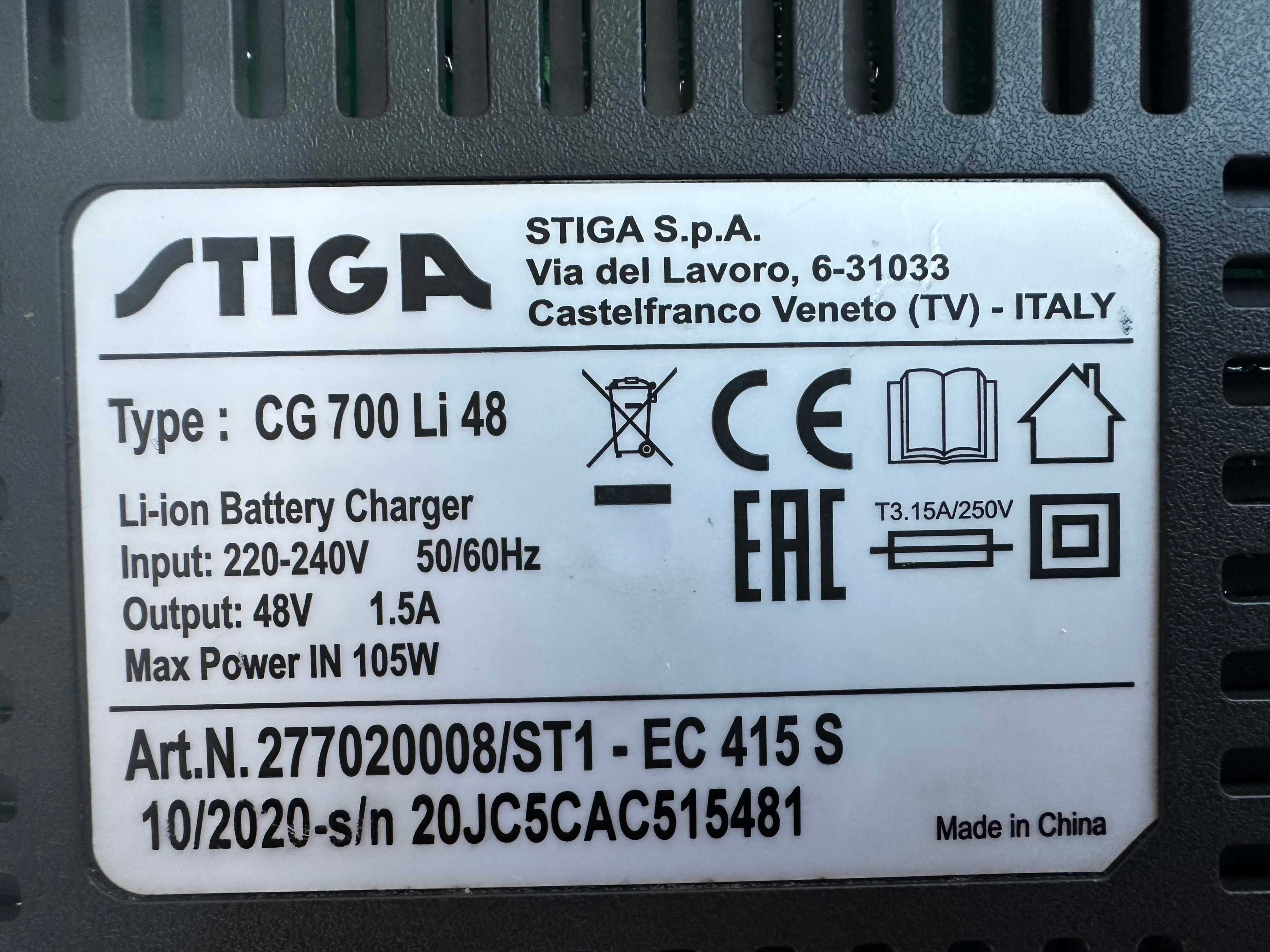 Stiga EC 415S Зарядно устройство и Stiga E 420 Акумулаторна батерия