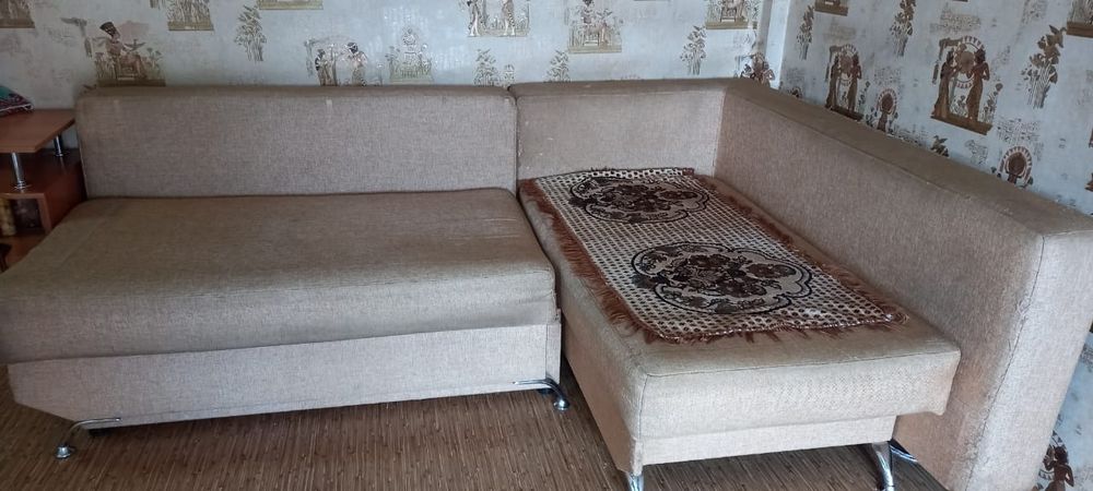 Диван угловой. Бесплатно