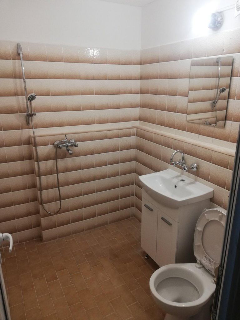 Дава се под наем Двустаен апартамент в Пловдив, Тракия - 65 кв.м за 425 € - Снимка #6