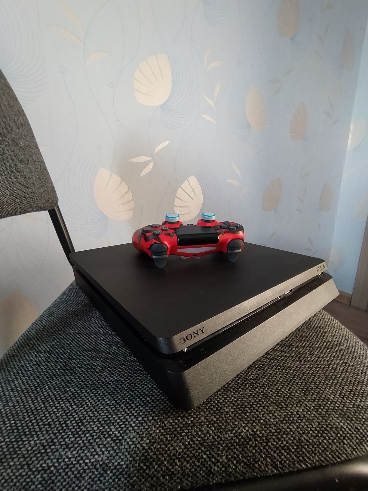 Playstation 4 slim 1TB