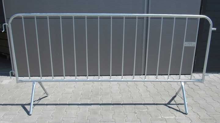 Vanzare sau închiriere Gard mobil protectie evenimente tip jandarmerie