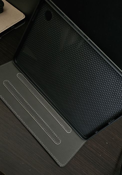 Чехол Таб А9 на планшет  самсунг   8,7д.