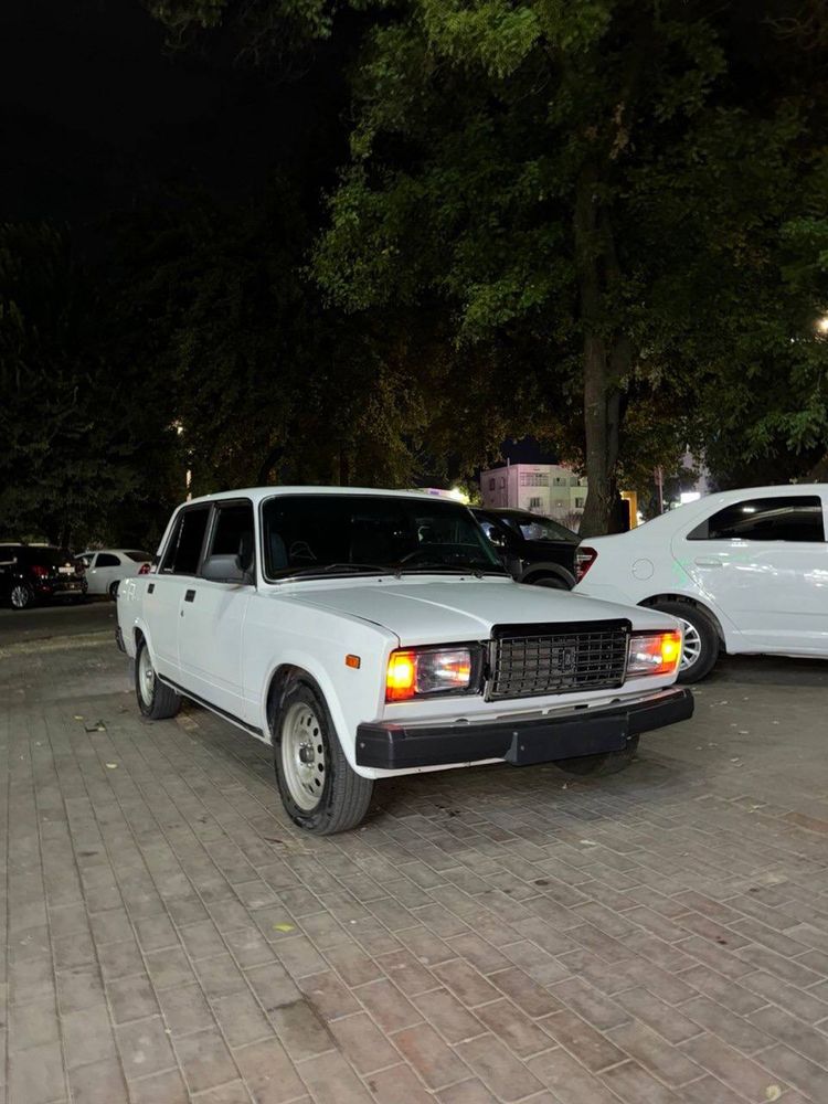Ваз 2107 год 2000