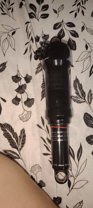 Amortizor spate bicicleta,rock shox deluxe