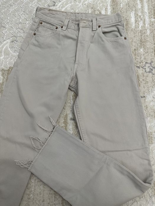 Продам женские джинсы