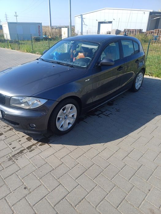 Vând BMW 118D 2006