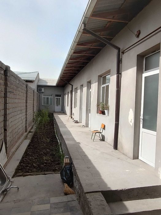 Продам дом 2,5 сотки ул Хонобад , массив Строитель