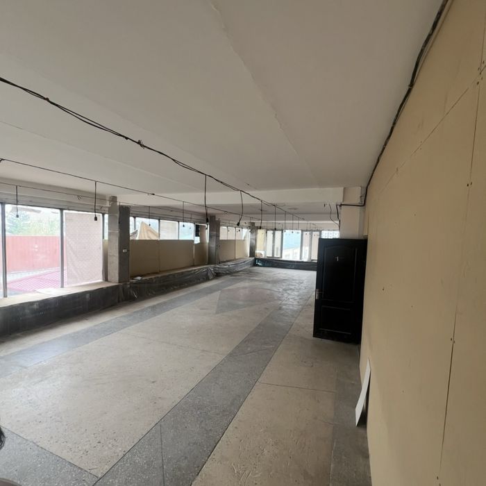 АРЕНДА 140 кв 2 етаж