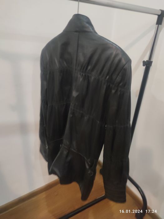 Дамско  кожено яке!