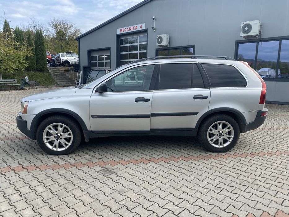 Dezmembrez Volvo XC90