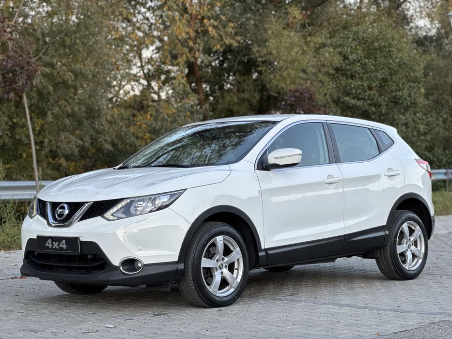 Nissan Qashqai 4x4 - 1.6 diesel 2014 - Navigatie / Camera / Senzori