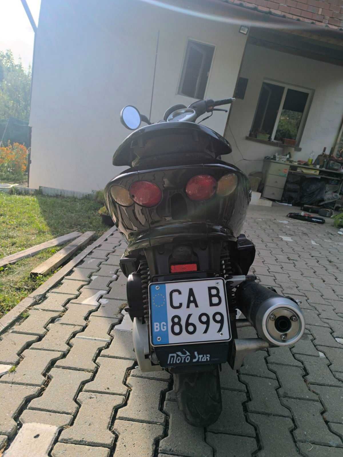 Продавам скутер Yamaha Majesty