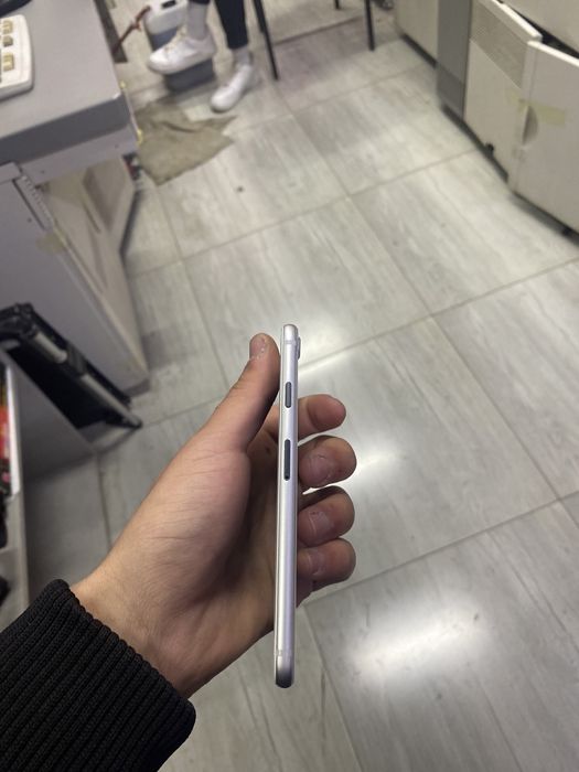 Iphone 8 64gb sotilad