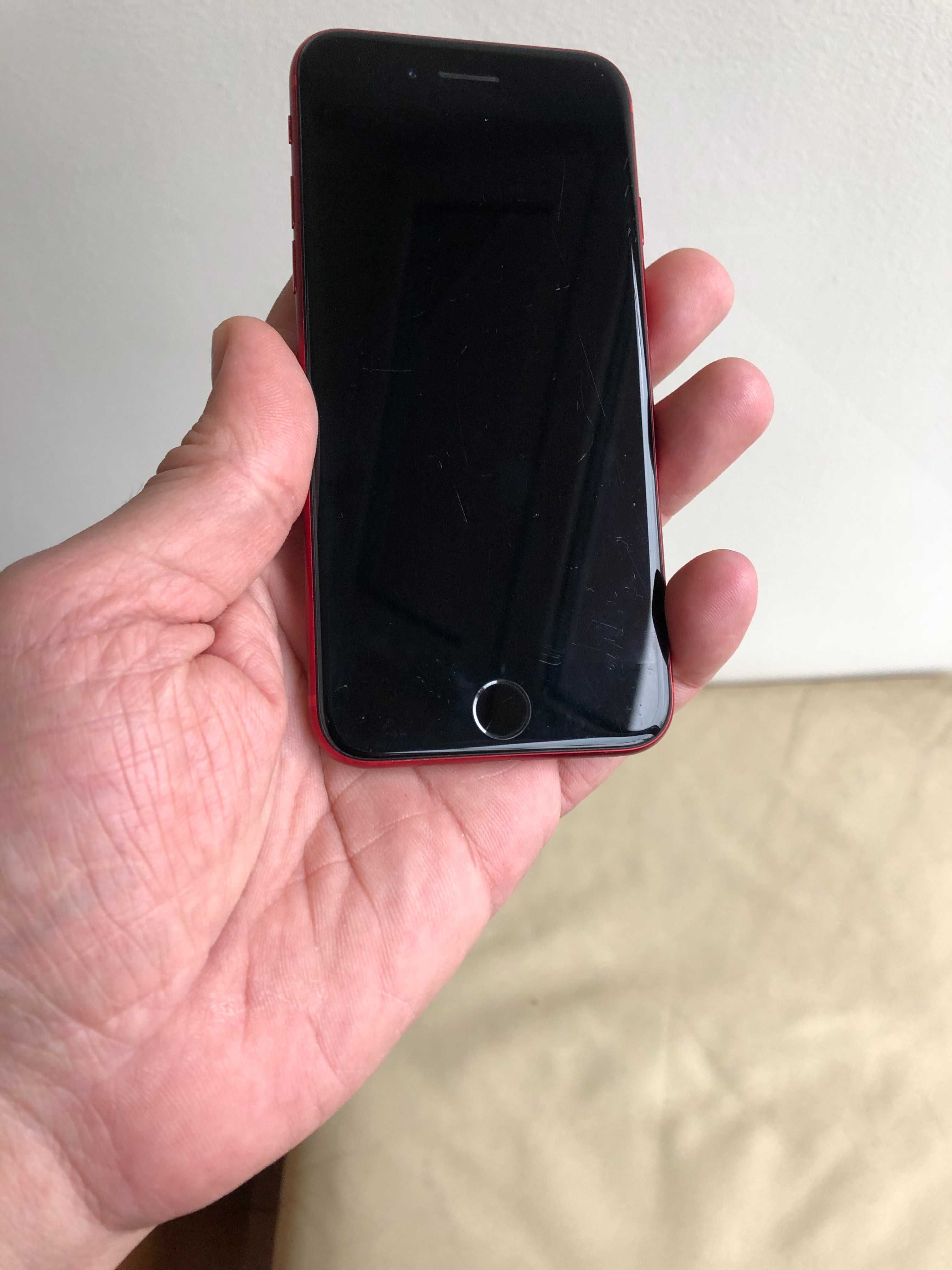 iPhone 8 Red 64Gb в перфектно състояние