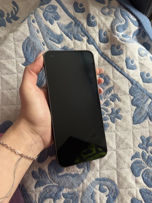 Продается Nothing Phone 1