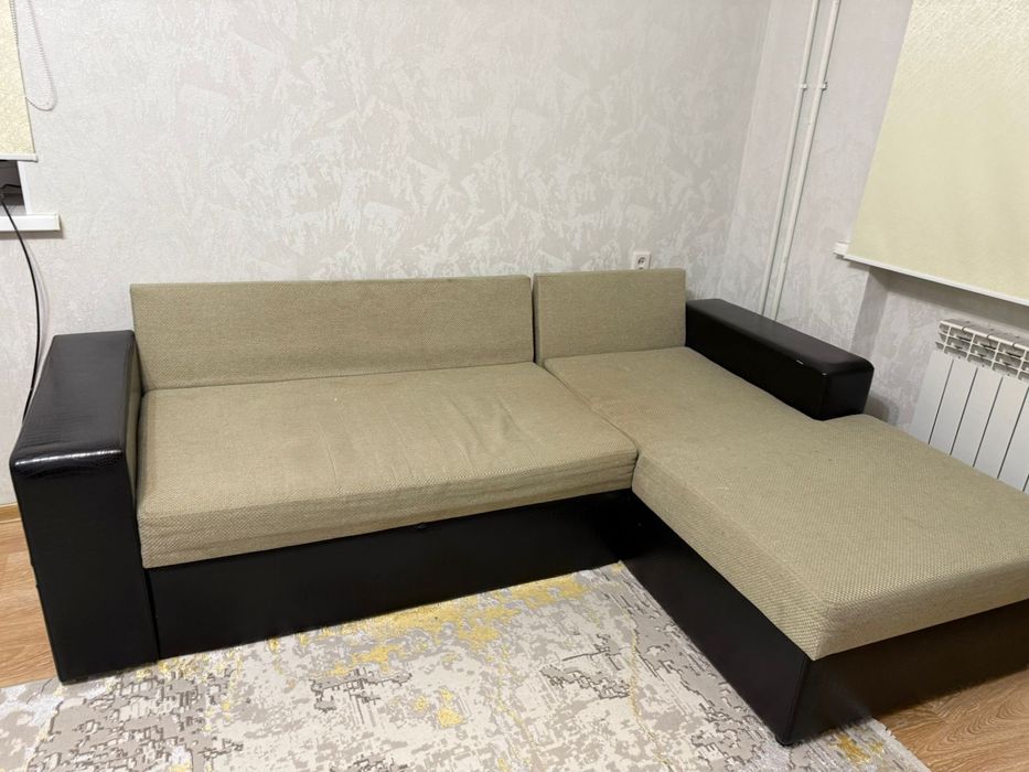 Отдам даром диван. Самовывоз