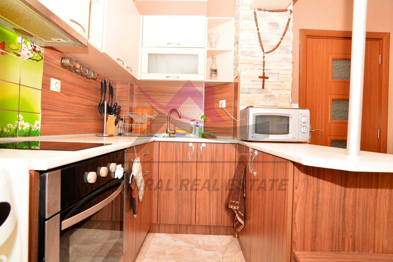 Дава се под наем Двустаен апартамент в Варна, Левски - 68 кв.м за 500 € - Снимка #1