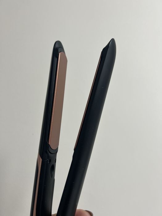 Plac de intins parul Babyliss