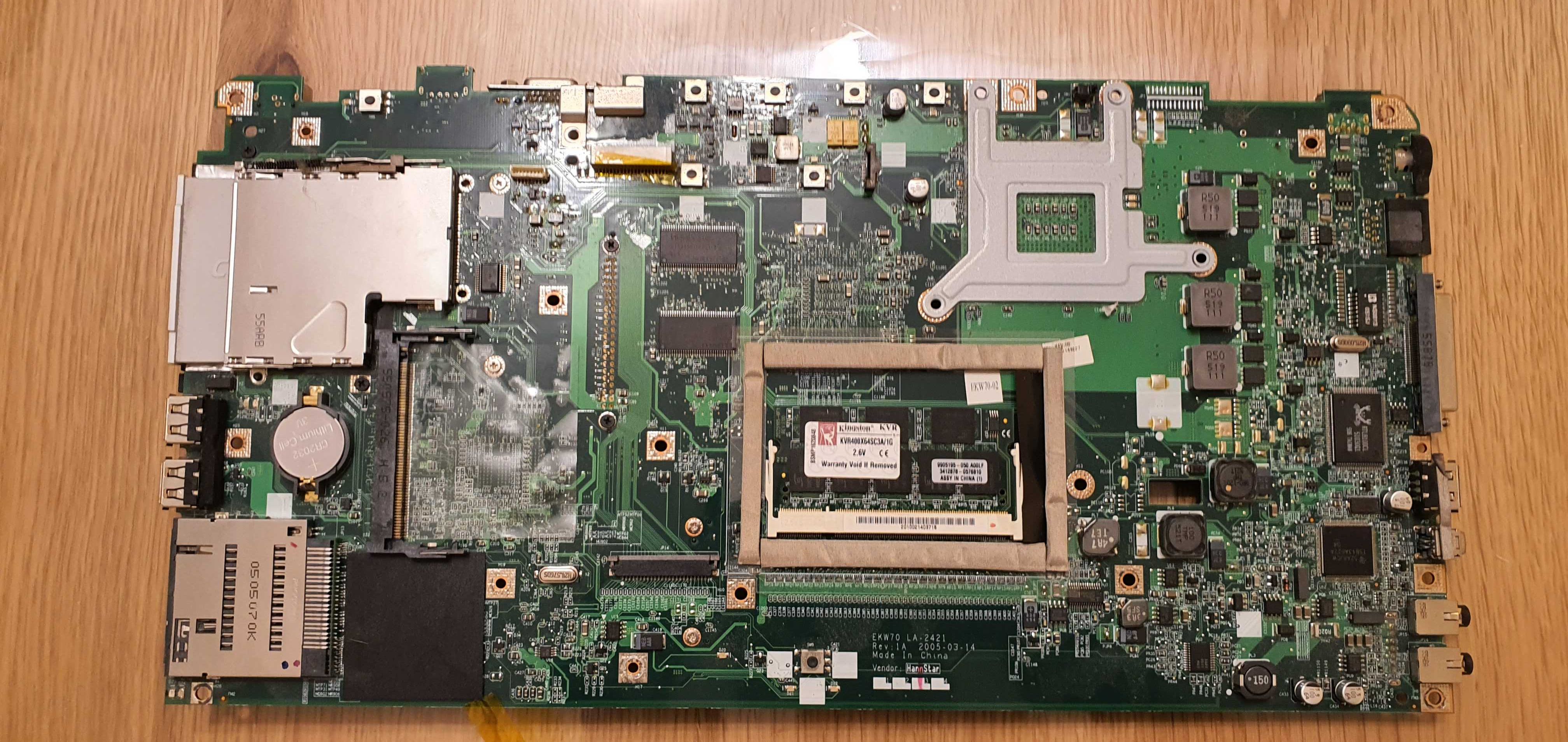 Placa de baza HP ZV6000 , Compaq Presario R4000 , EKW70 LA-2421