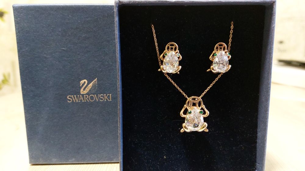 Набор украшений от SWAROVSKI
