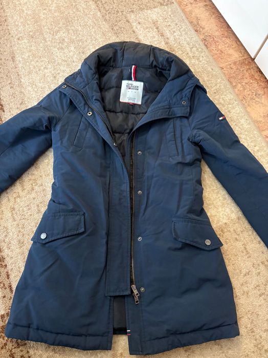 Яке парка Tommy Hilfiger