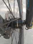 Vând bicicleta cube