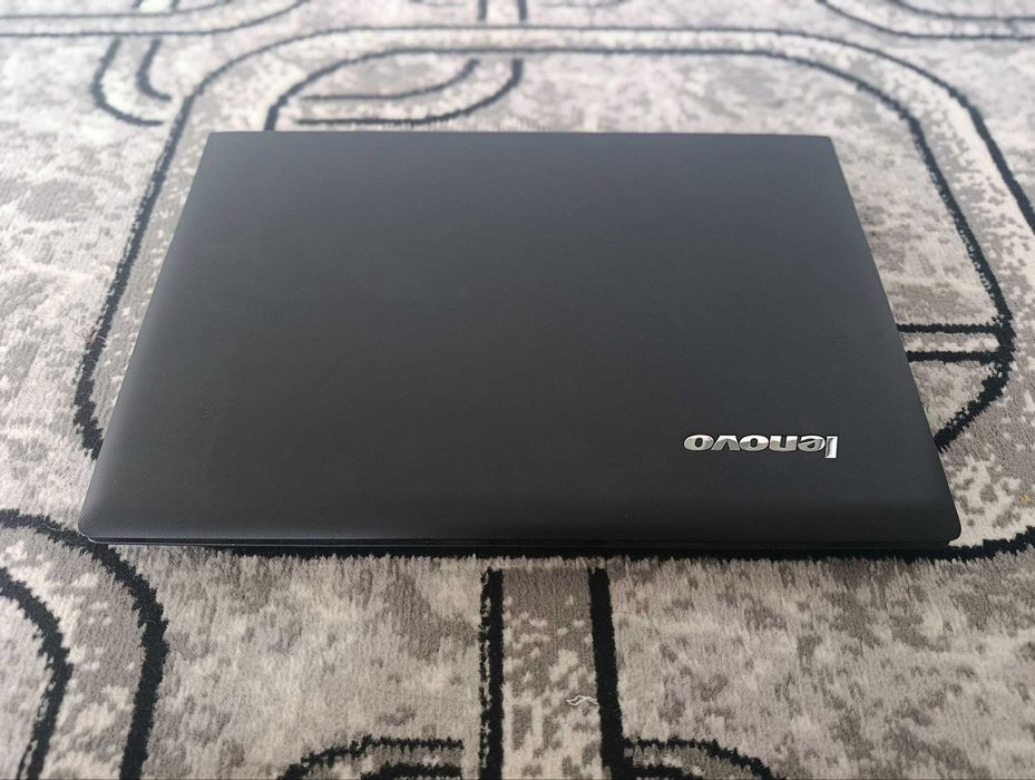 kORAY 7 8 ozu 500 GB SSD  va  4GB VIDEOKARTA