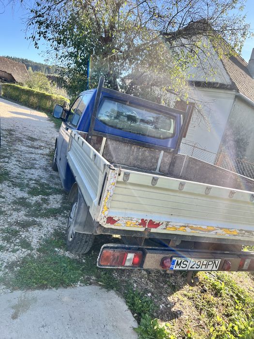 Volhswagen T 5  2003