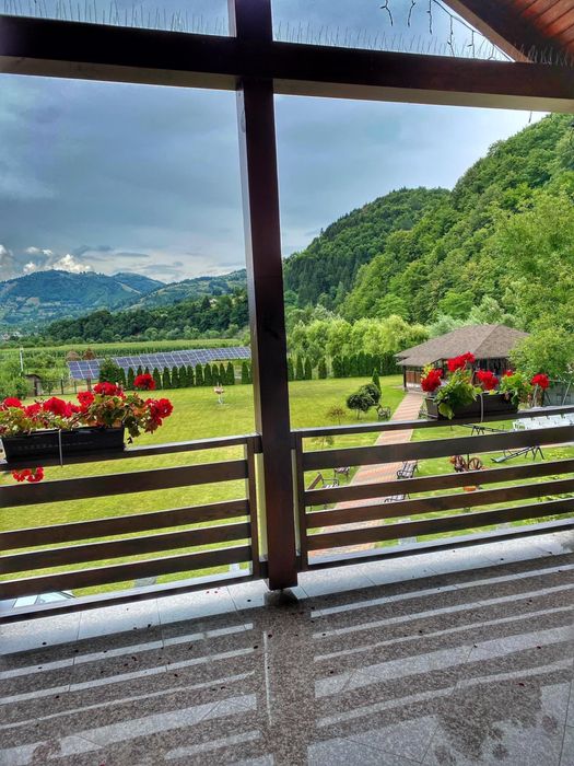 Pensiune de inchiriat!!! De revelion e ocupata!!Libera Craciun 8000lei