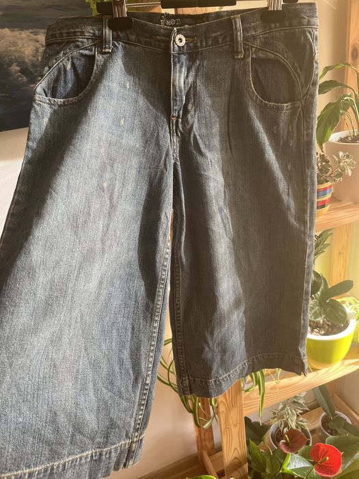 Джинсы кюлоты на 44-46 привезли из Испании