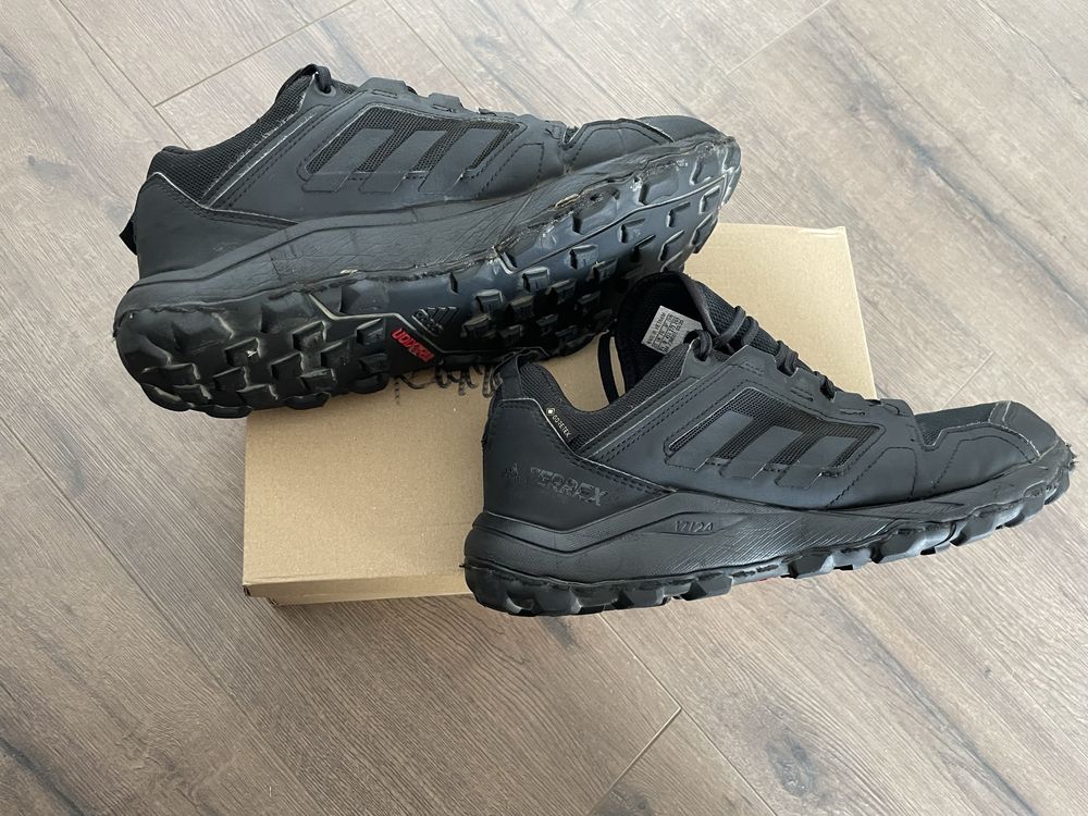 Маратонки Adidas Terrex Gore-tech 43