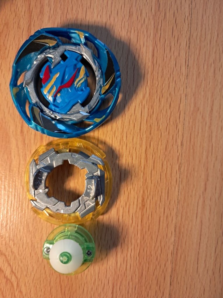 20 beyblade burst бейблейд