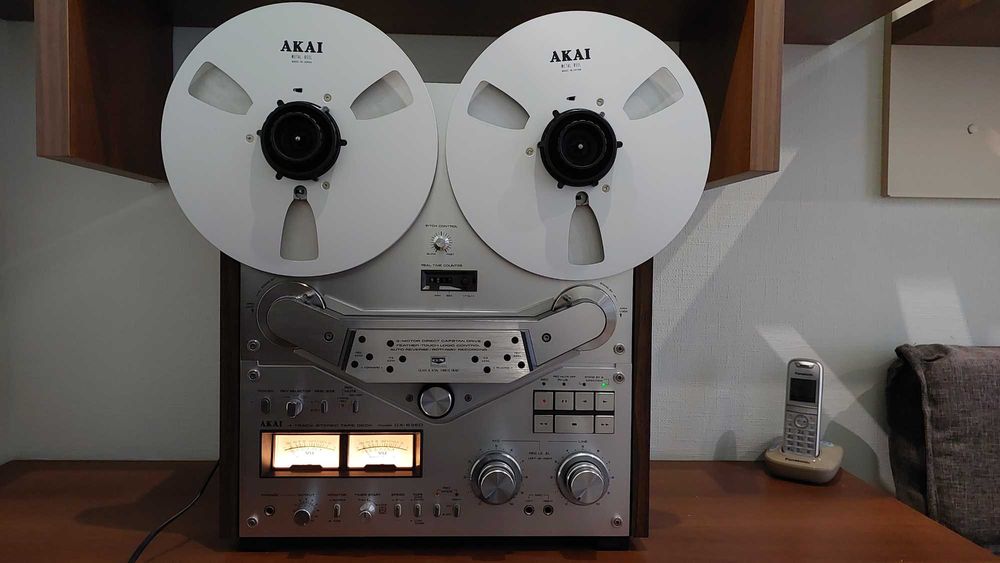 Катушечный Akai   Tandberg Revox Sony