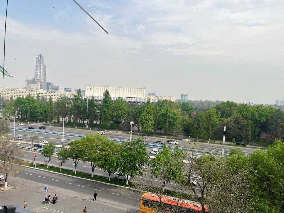 Дружба 4 хона, 100м2 квартира ШОШИЛИНЧ сотилади!Метро Миллий бог!!!