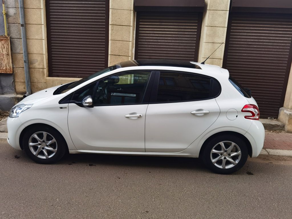 Peugeot 208 1.2 12VTI