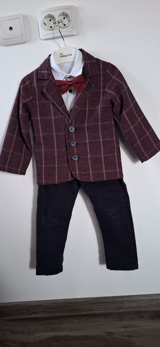 Costum elegant mărime 92(2 ani)