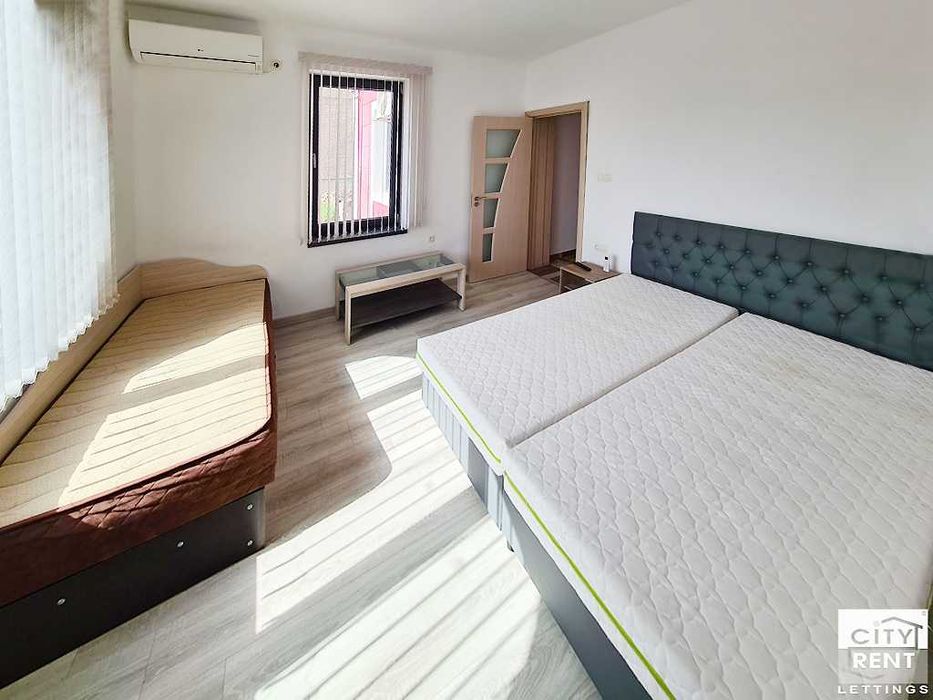 Дава се под наем Четиристаен апартамент в Велико Търново, Център - 95 кв.м за 460 € - Снимка #1