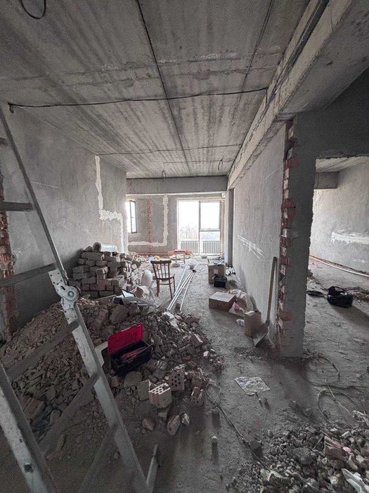 яшнабад по супер цене коробка с кадастром 3х ком Sky builds Лисунова;